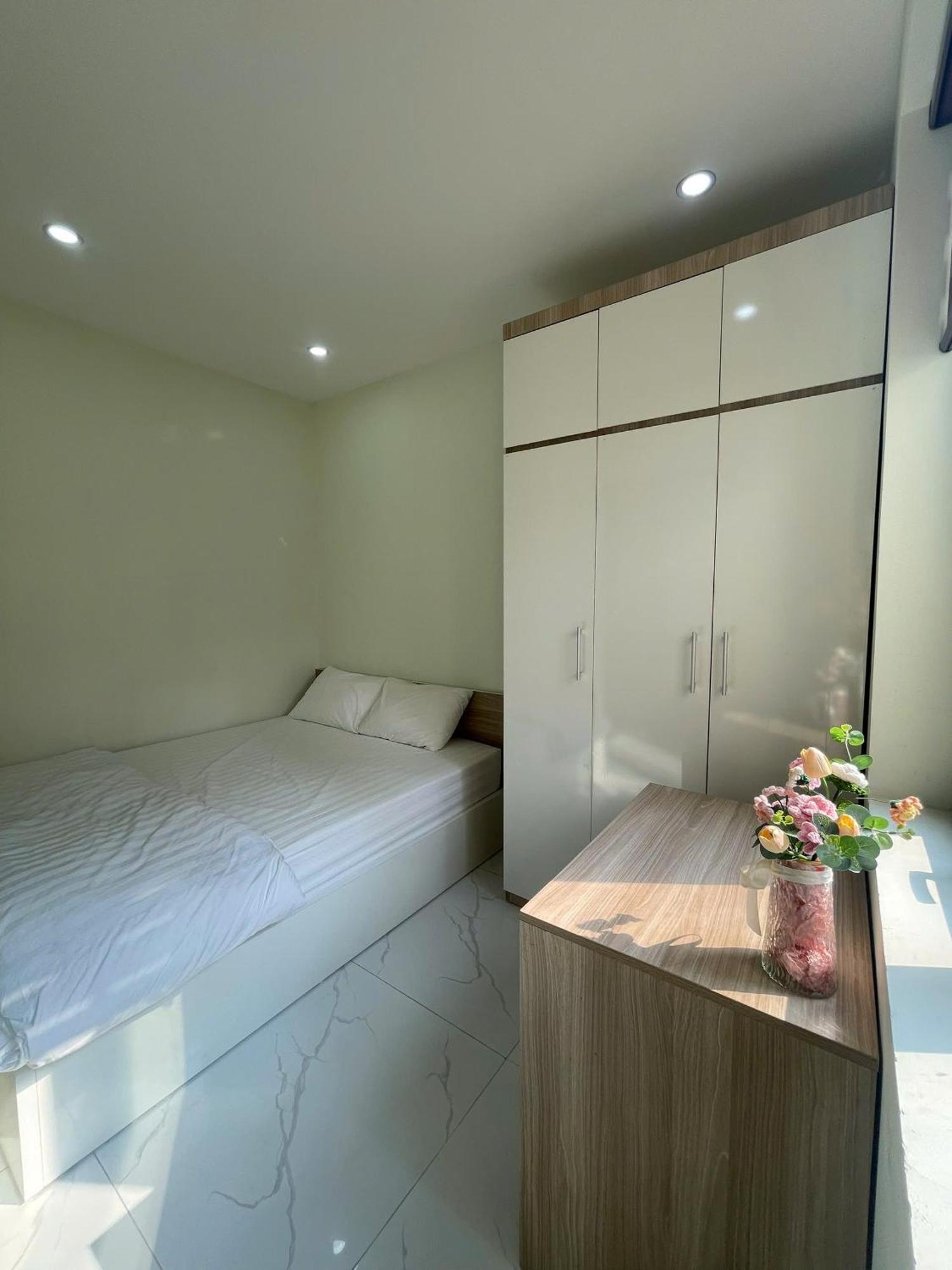 Era Apartment Xuan Thuy Ханой Экстерьер фото