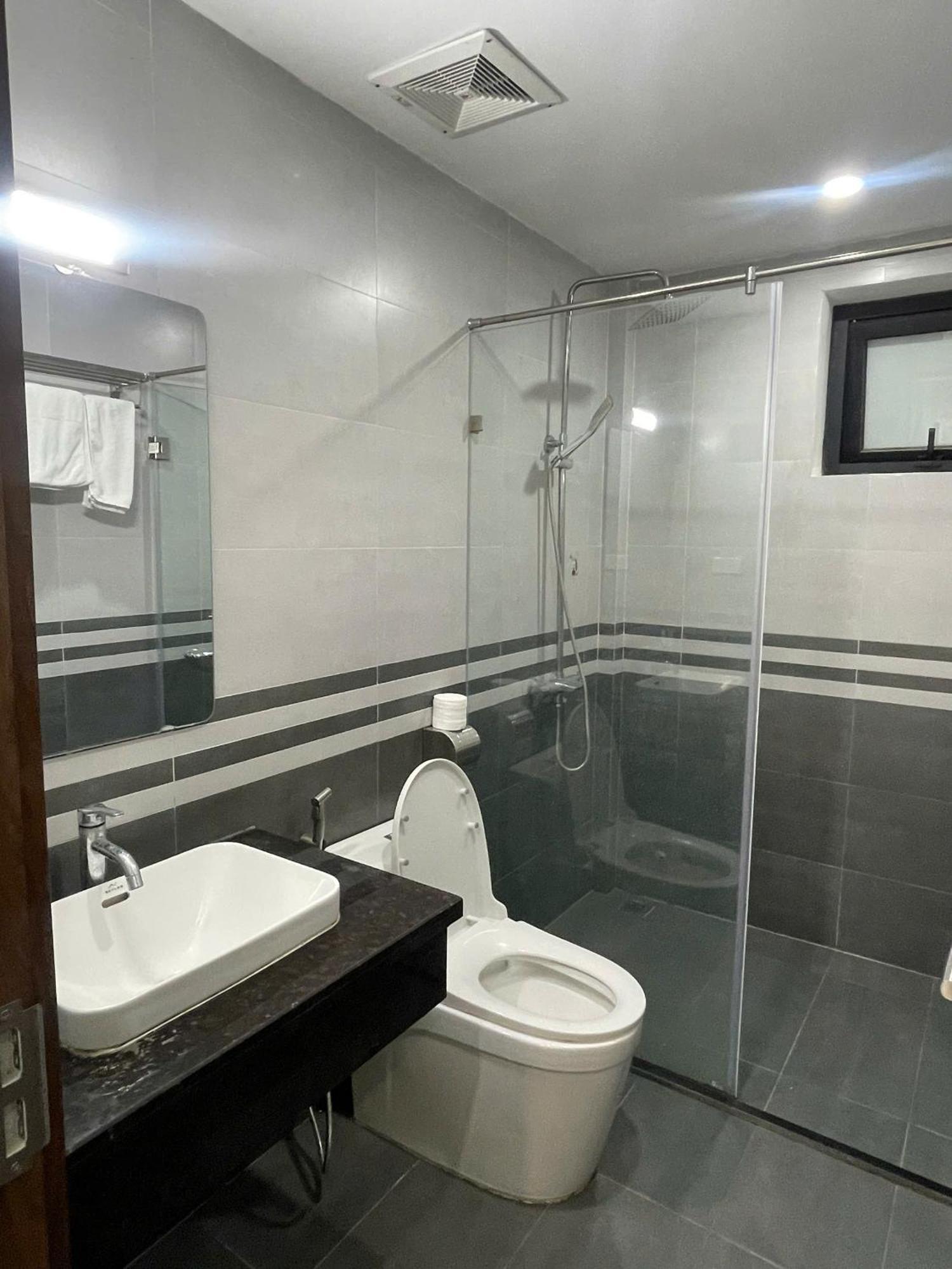 Era Apartment Xuan Thuy Ханой Экстерьер фото