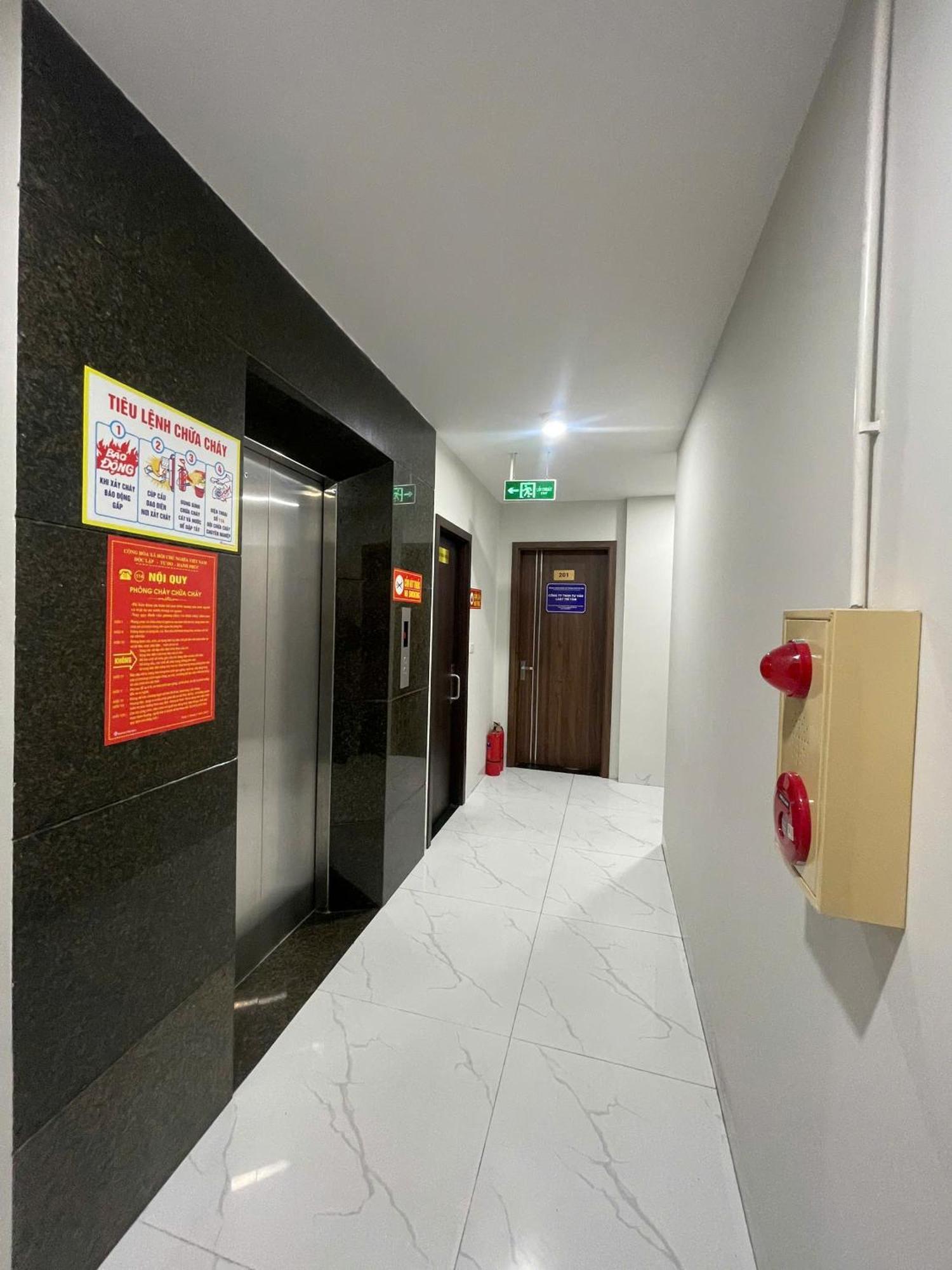 Era Apartment Xuan Thuy Ханой Экстерьер фото