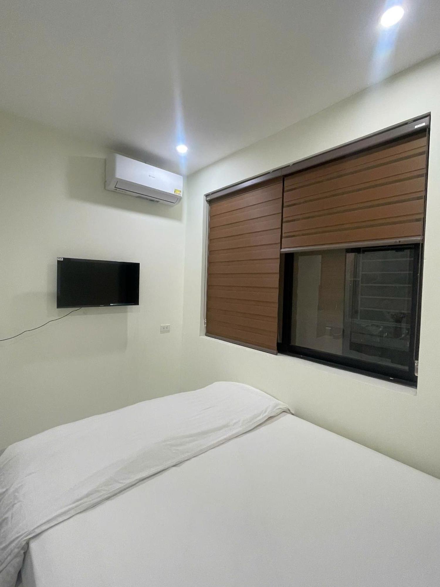 Era Apartment Xuan Thuy Ханой Экстерьер фото