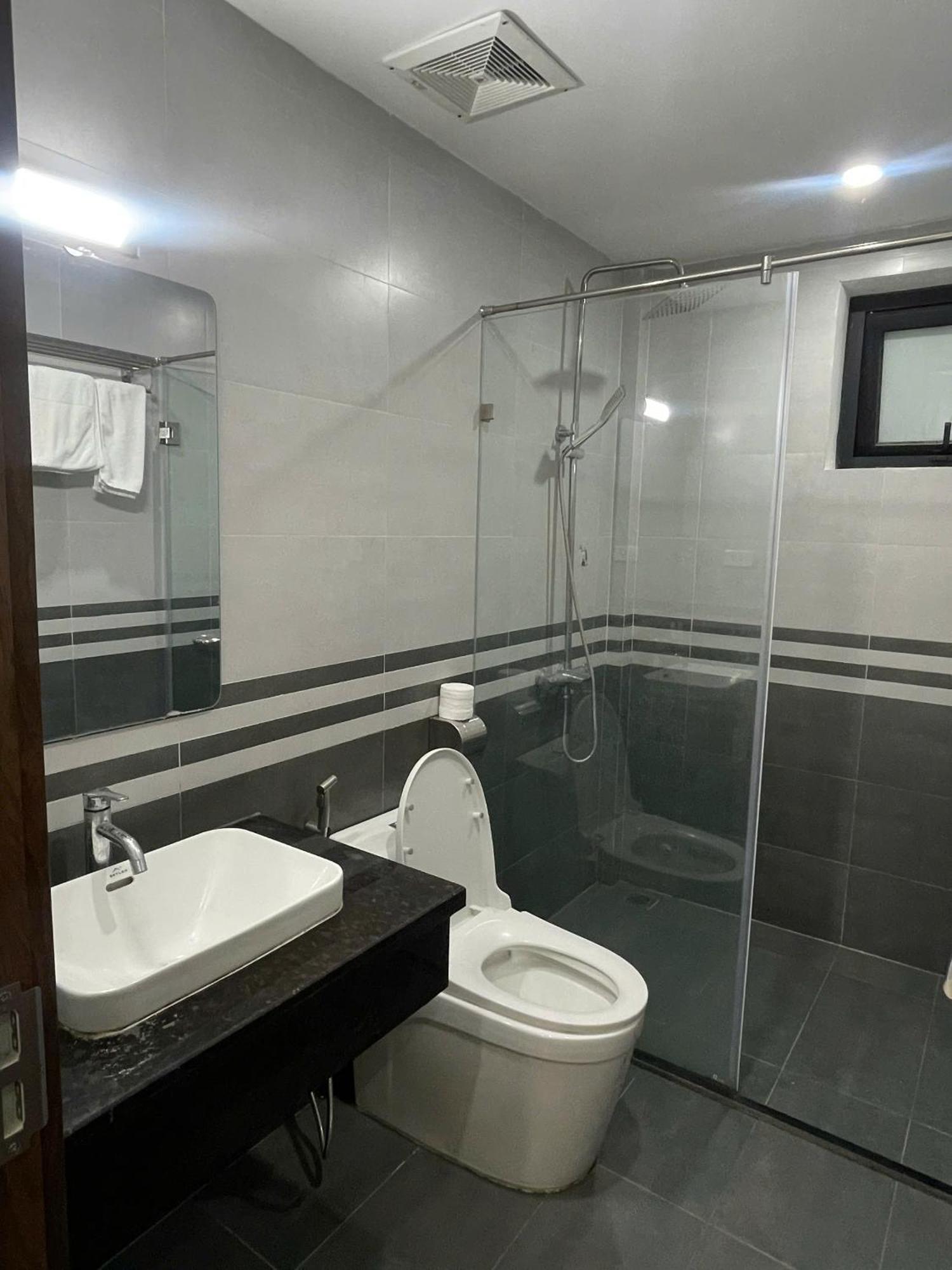 Era Apartment Xuan Thuy Ханой Экстерьер фото