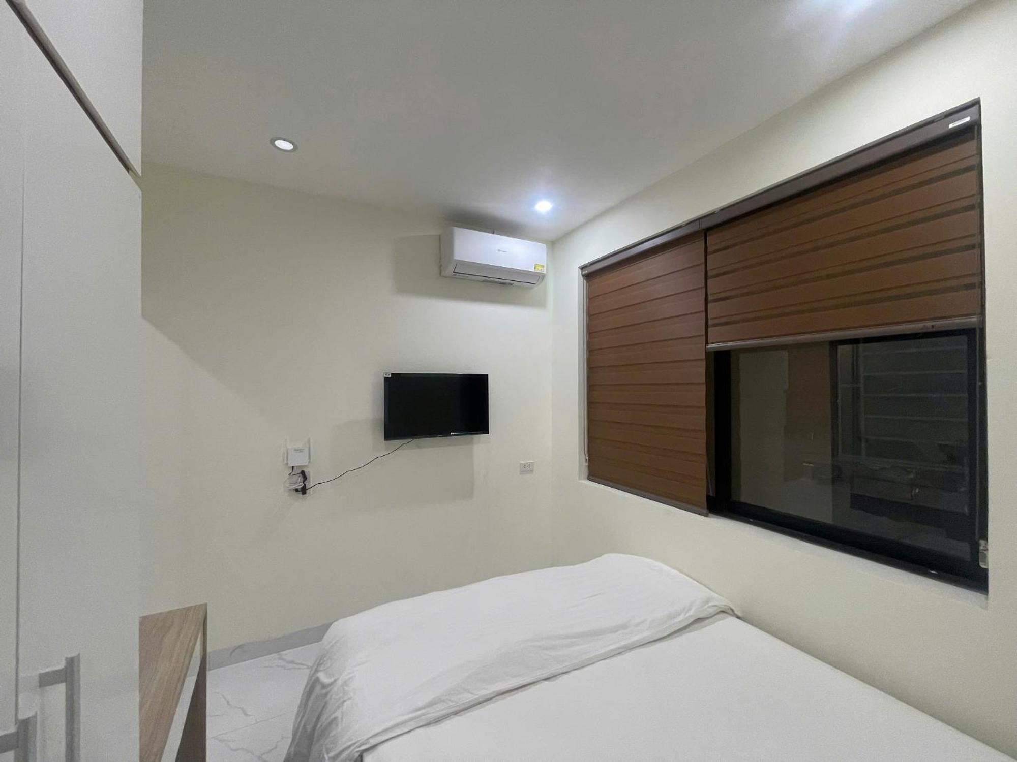 Era Apartment Xuan Thuy Ханой Экстерьер фото